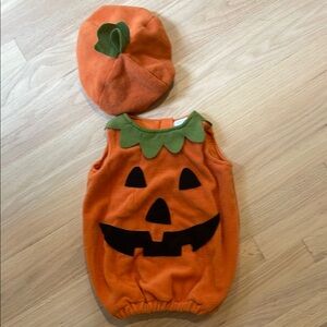 Pottery Barn Halloween Pumpkin Costume Orange and Green